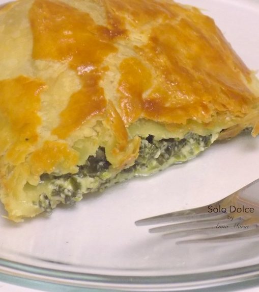 Spinach and ricotta cake